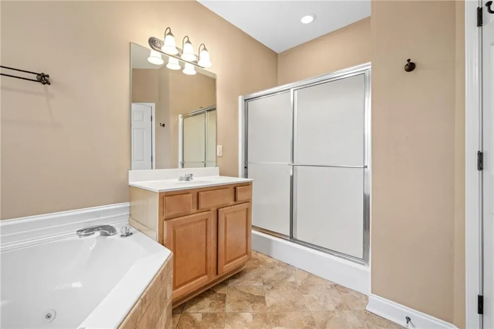7913 Pea Ridge Road Lula, GA 30554