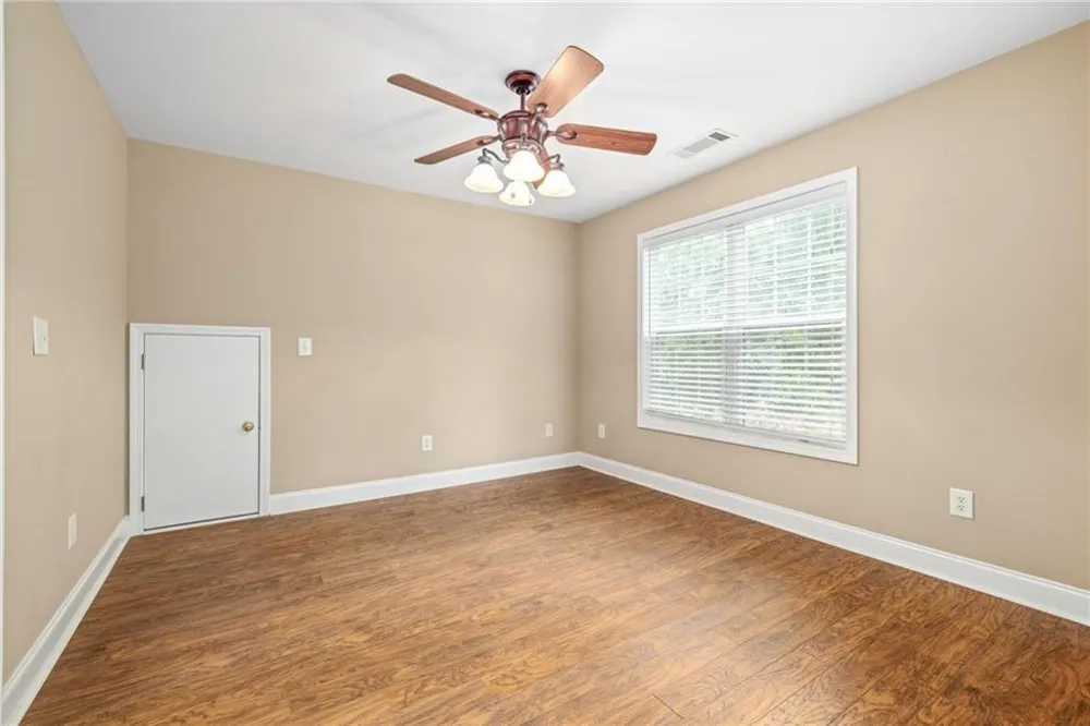 7913 Pea Ridge Road Lula, GA 30554