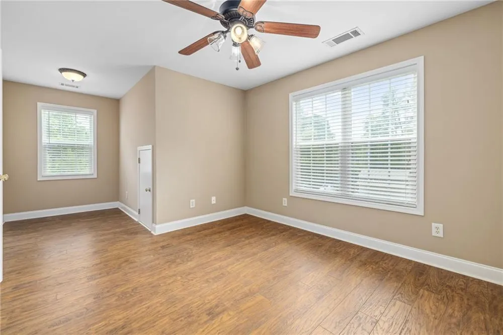 7913 Pea Ridge Road Lula, GA 30554