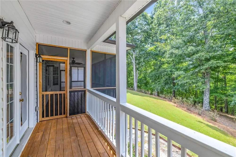 7913 Pea Ridge Road Lula, GA 30554
