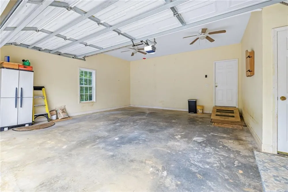 7913 Pea Ridge Road Lula, GA 30554