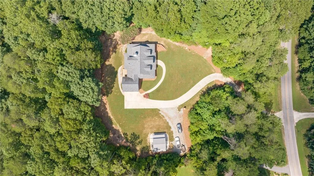 7913 Pea Ridge Road Lula, GA 30554
