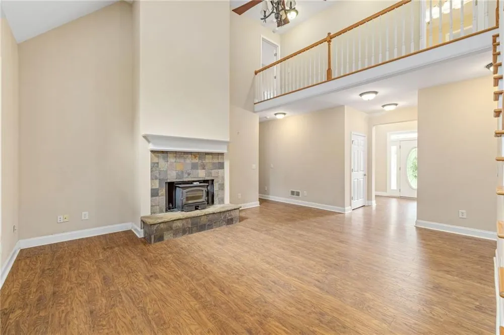 7913 Pea Ridge Road Lula, GA 30554