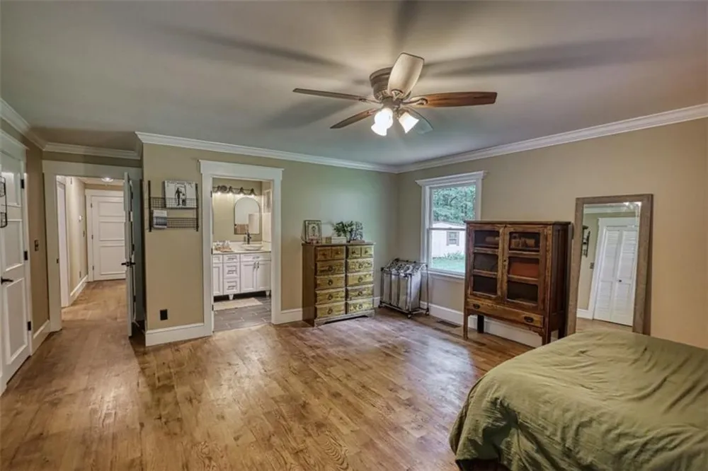 2217 Meadows Road Newborn, GA 30056