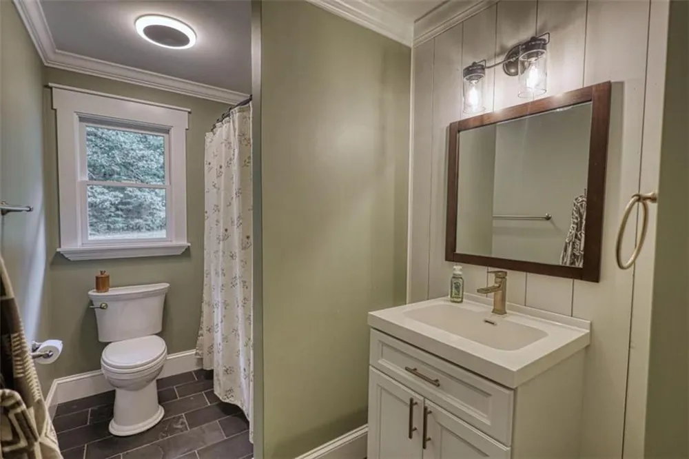 2217 Meadows Road Newborn, GA 30056