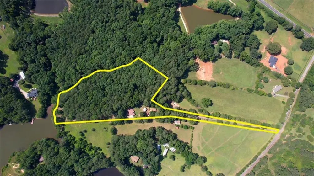 2217 Meadows Road Newborn, GA 30056