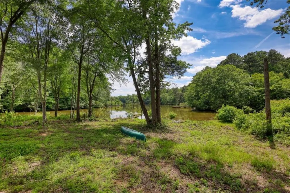 2217 Meadows Road Newborn, GA 30056