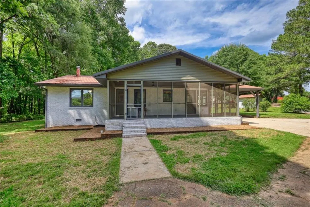 2217 Meadows Road Newborn, GA 30056