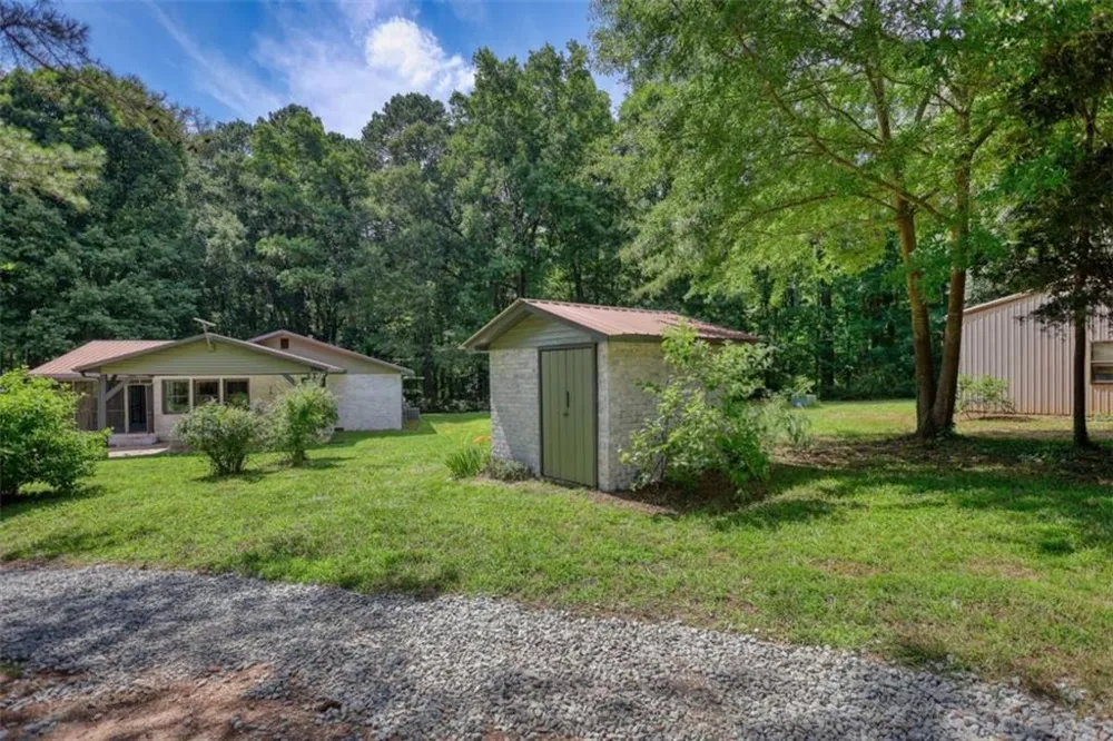 2217 Meadows Road Newborn, GA 30056