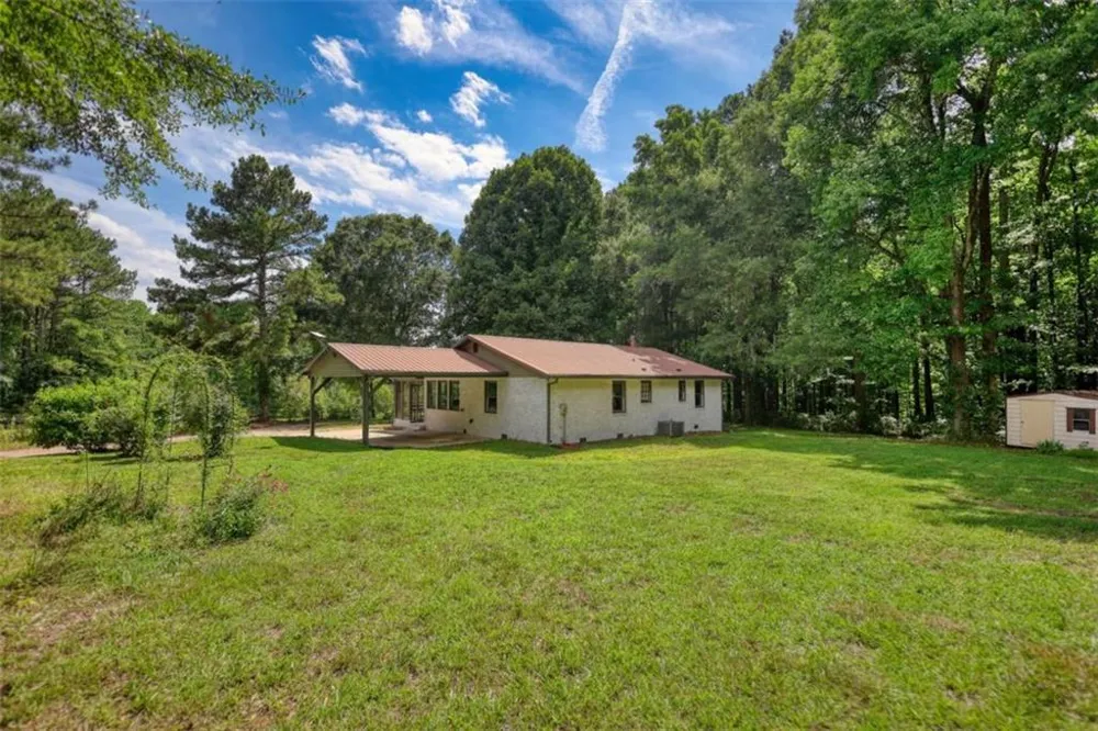 2217 Meadows Road Newborn, GA 30056