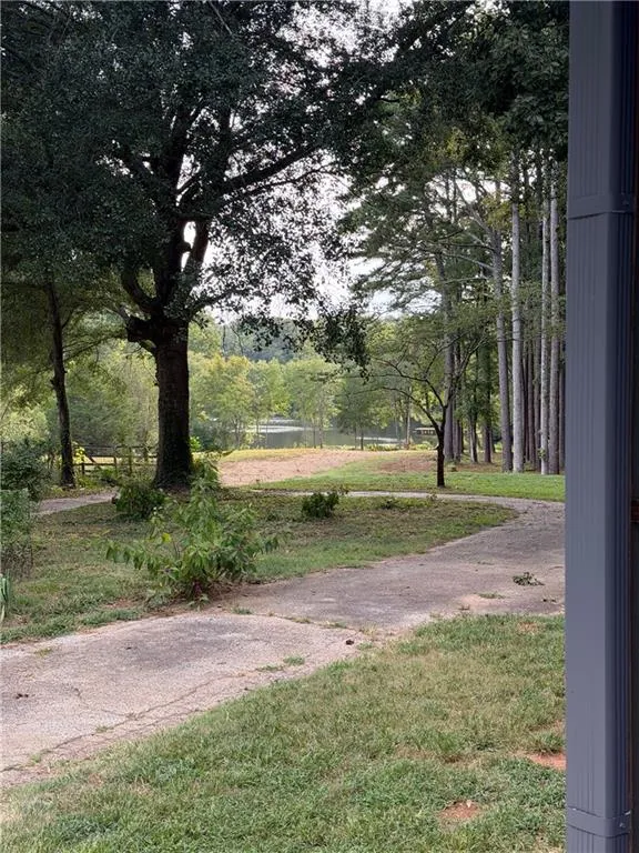 2217 Meadows Road Newborn, GA 30056