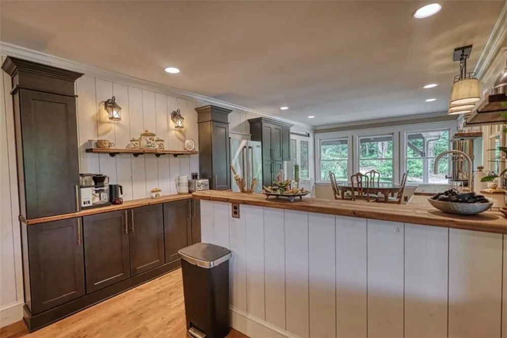 2217 Meadows Road Newborn, GA 30056
