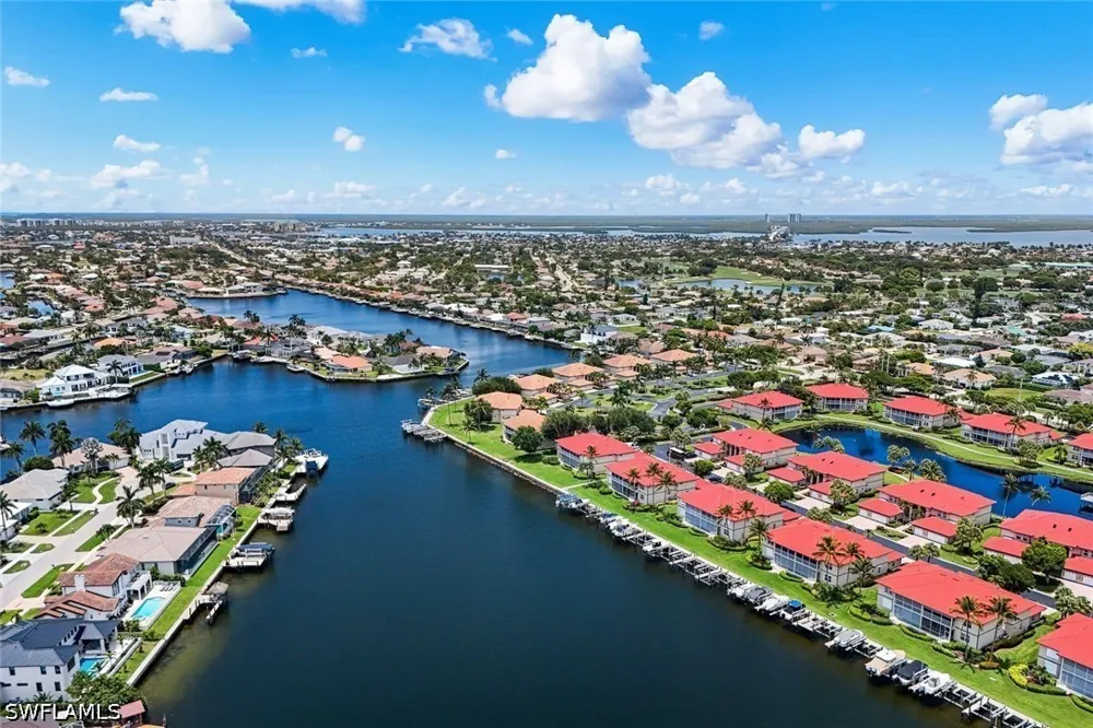 Waterside Circle #201 Marco Island, FL 34145