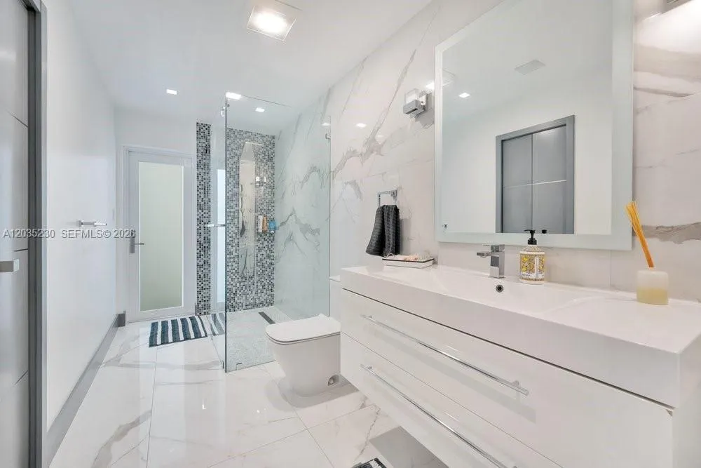 6460 SW 133rd Dr Pinecrest, FL 33156