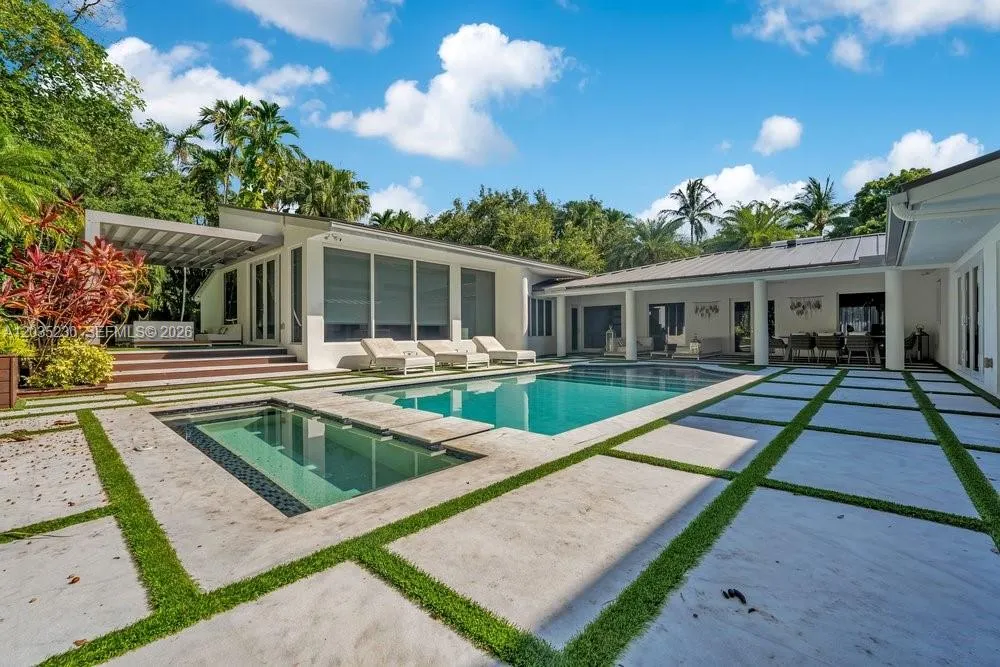 6460 SW 133rd Dr Pinecrest, FL 33156