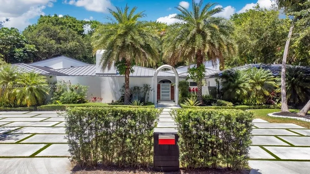 6460 SW 133rd Dr Pinecrest, FL 33156