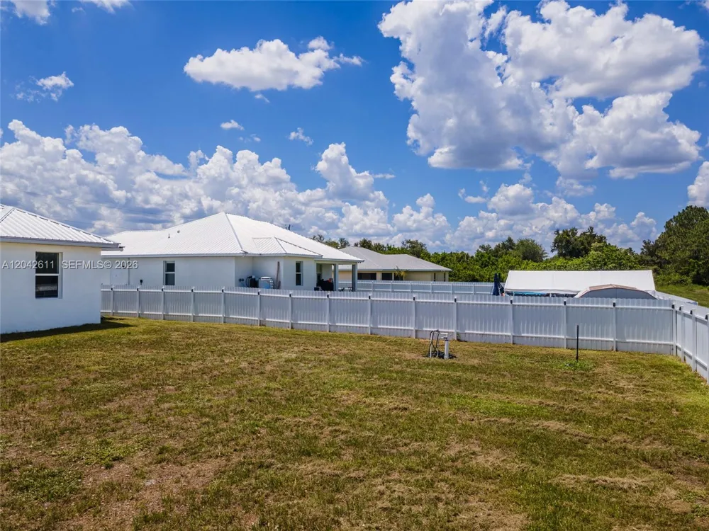 365 Ranier Ave Lehigh Acres, FL 33974