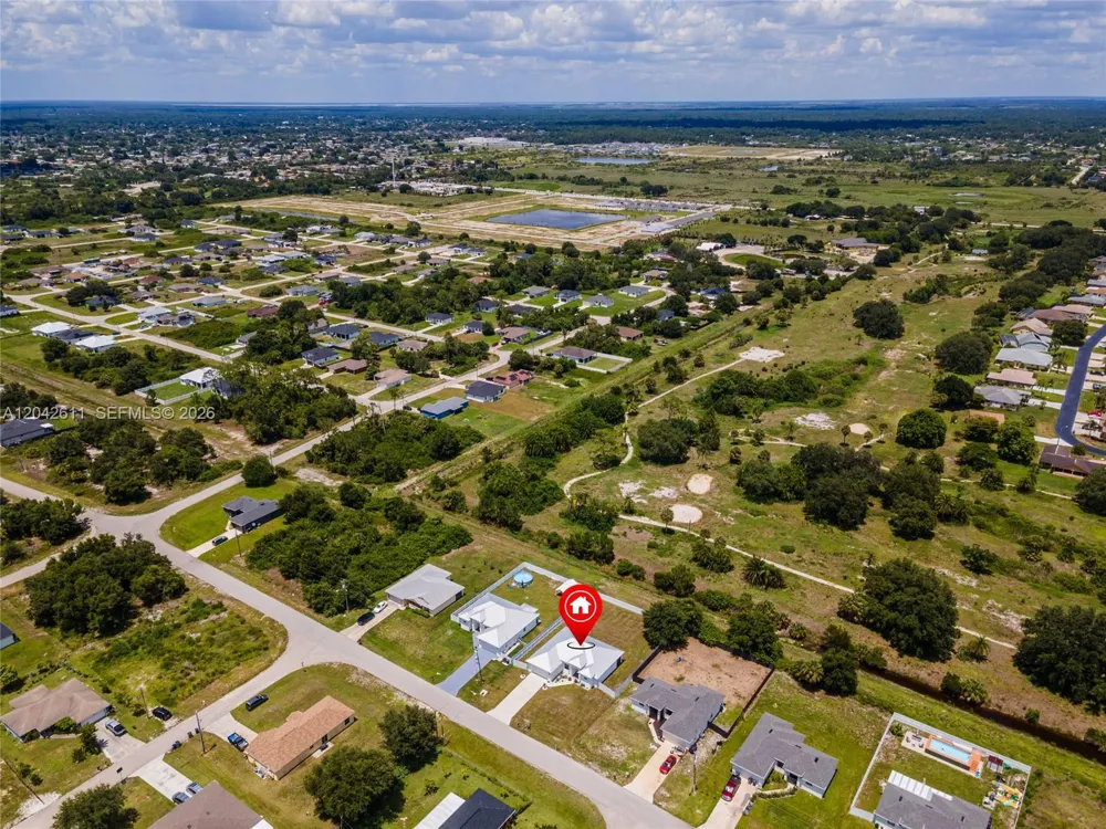 365 Ranier Ave Lehigh Acres, FL 33974