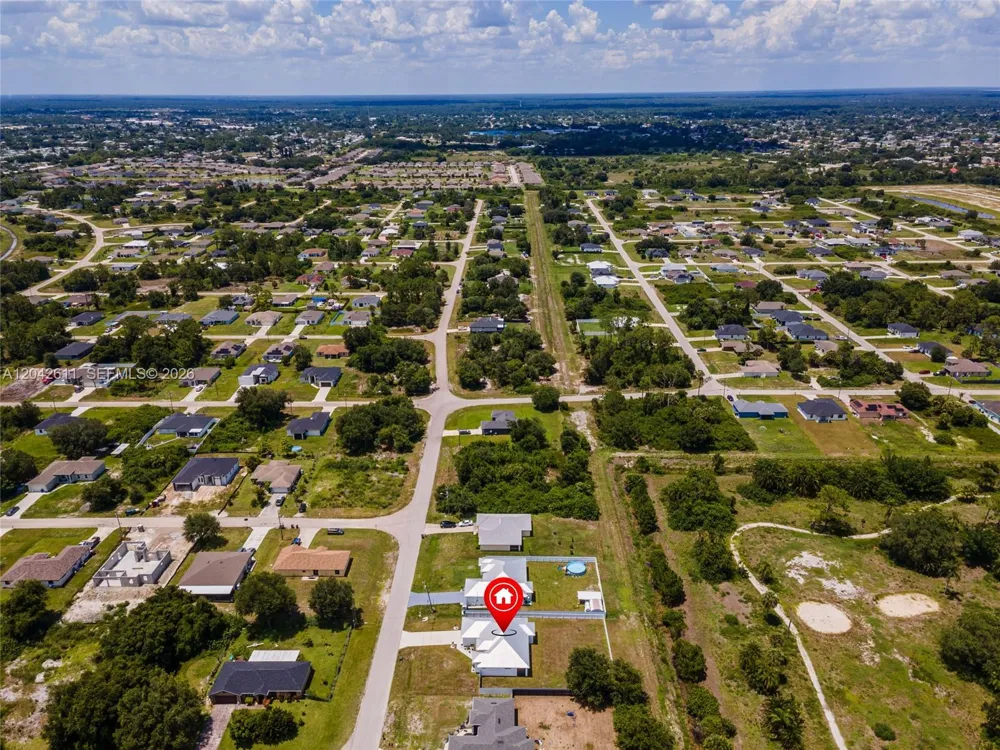 365 Ranier Ave Lehigh Acres, FL 33974