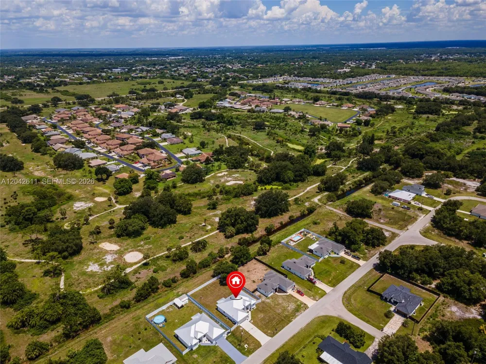365 Ranier Ave Lehigh Acres, FL 33974