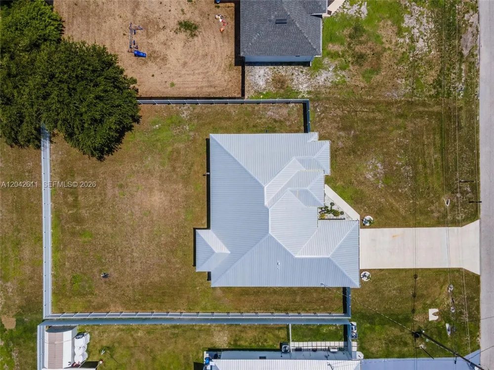 365 Ranier Ave Lehigh Acres, FL 33974
