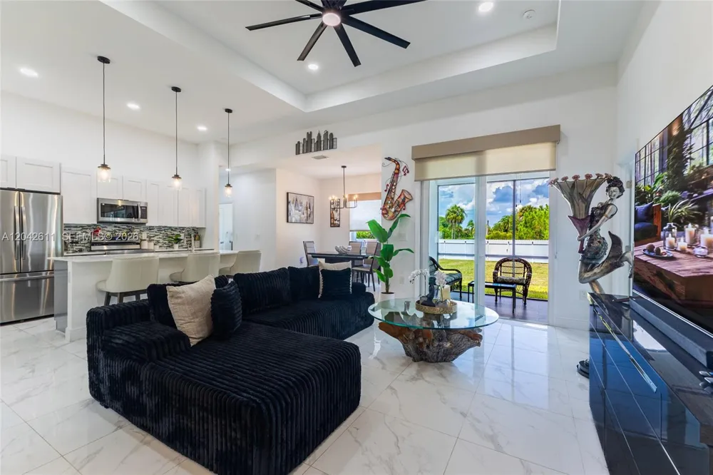 365 Ranier Ave Lehigh Acres, FL 33974