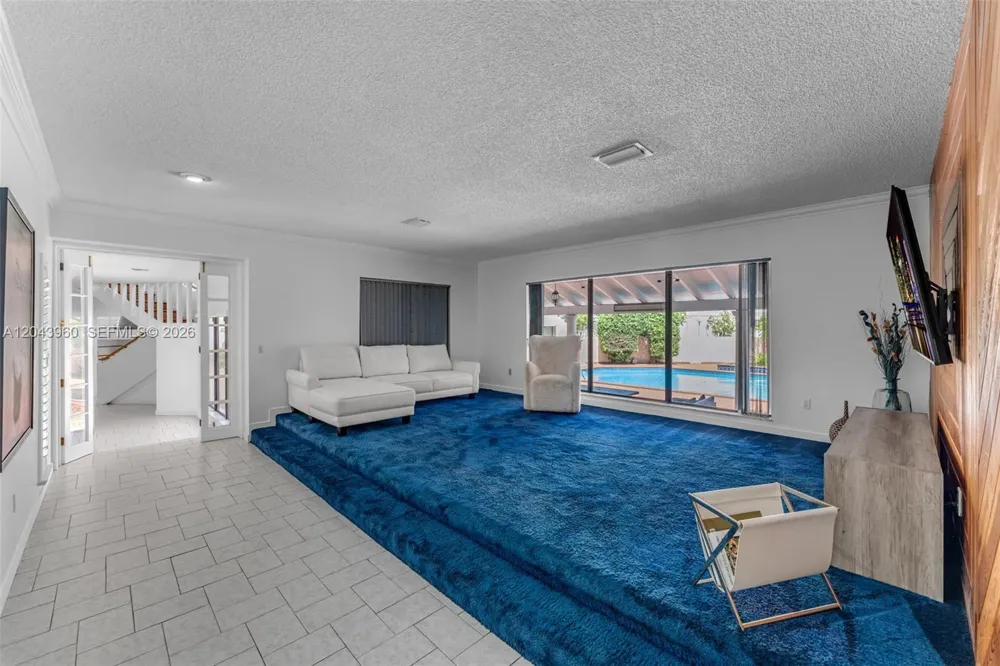 8390 SW 2nd St #0 Miami, FL 33144