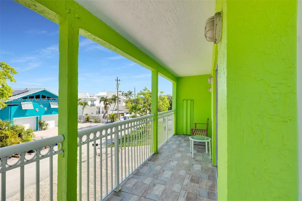19 Park Drive Key Largo, FL 33037