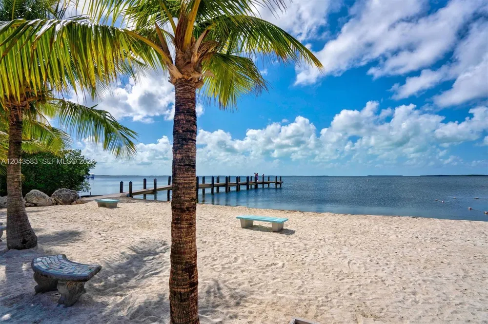 19 Park Drive Key Largo, FL 33037