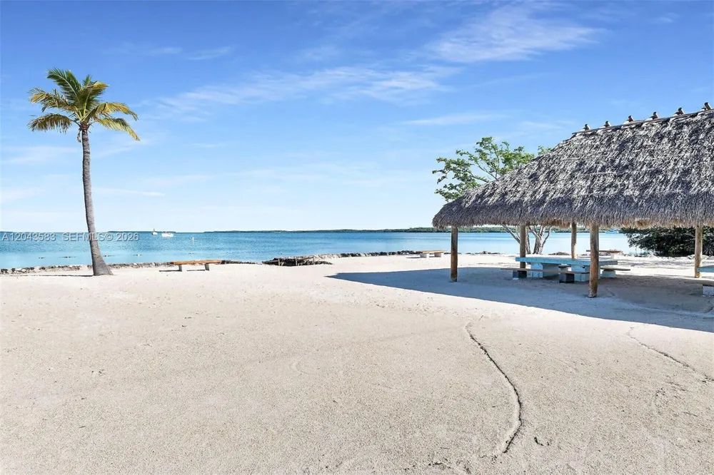19 Park Drive Key Largo, FL 33037
