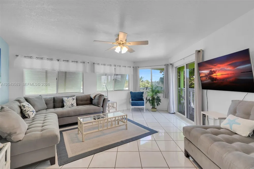 19 Park Drive Key Largo, FL 33037