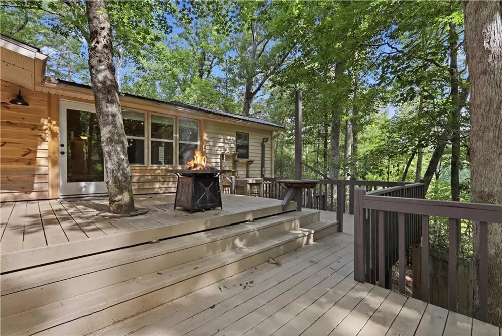 129 Nob Hill Ridge Cleveland, GA 30528