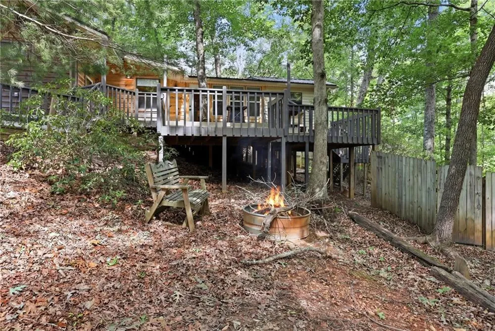 129 Nob Hill Ridge Cleveland, GA 30528