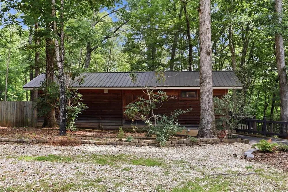 129 Nob Hill Ridge Cleveland, GA 30528