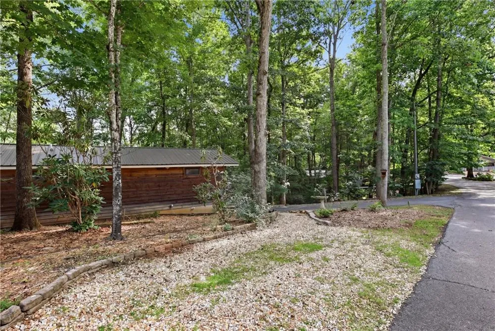 129 Nob Hill Ridge Cleveland, GA 30528
