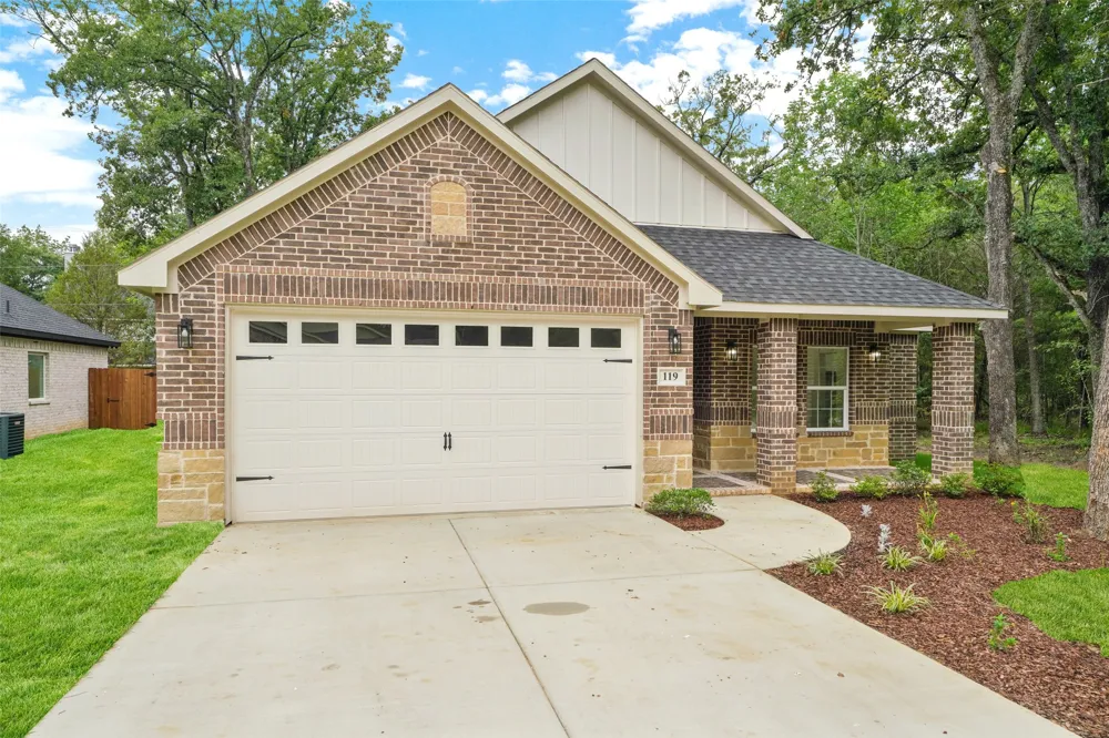 119 Parkside Drive Trinidad, TX 75163