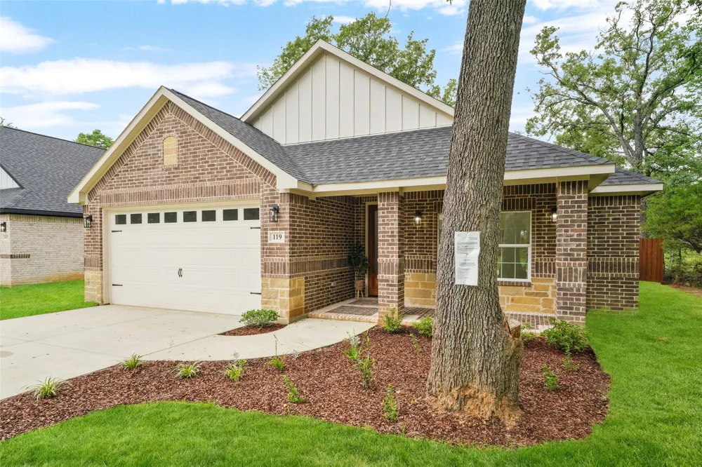 119 Parkside Drive Trinidad, TX 75163