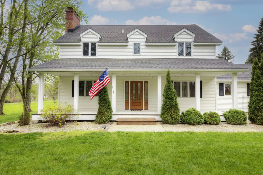 6121 Saline Waterworks Road Lodi Township, MI 48176