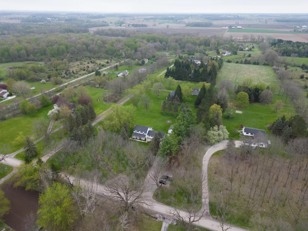 6121 Saline Waterworks Road Lodi Township, MI 48176