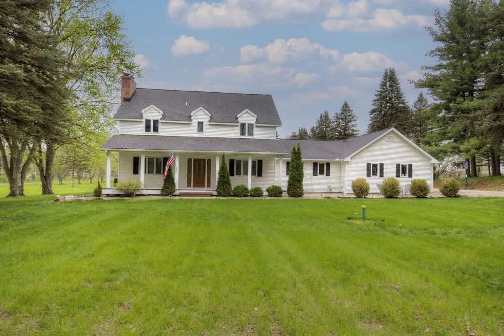 6121 Saline Waterworks Road Lodi Township, MI 48176