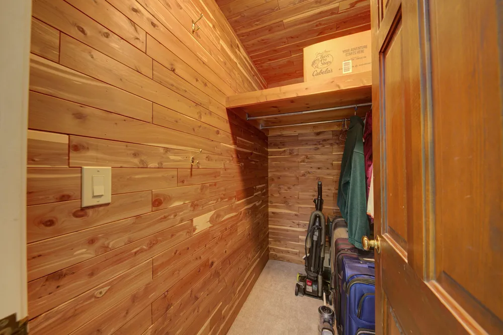6121 Saline Waterworks Road Lodi Township, MI 48176