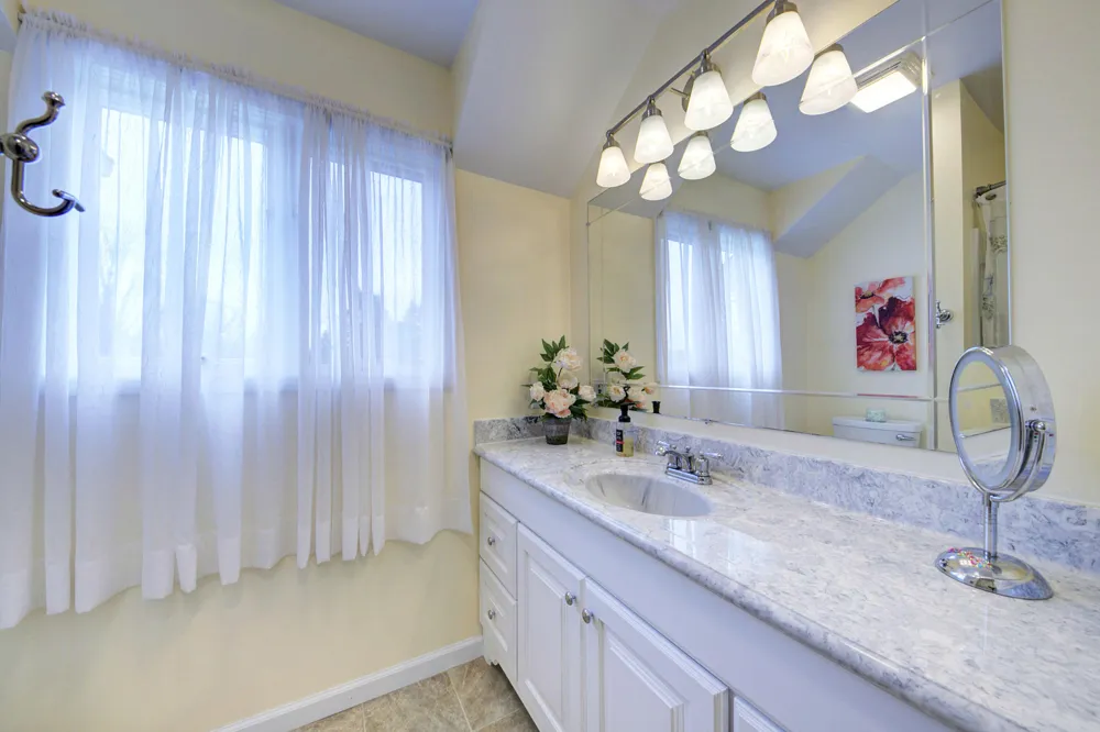 6121 Saline Waterworks Road Lodi Township, MI 48176