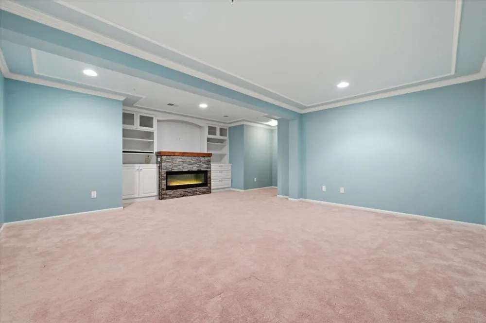 18101 Adri Circle Commerce Charter Township, MI 48390