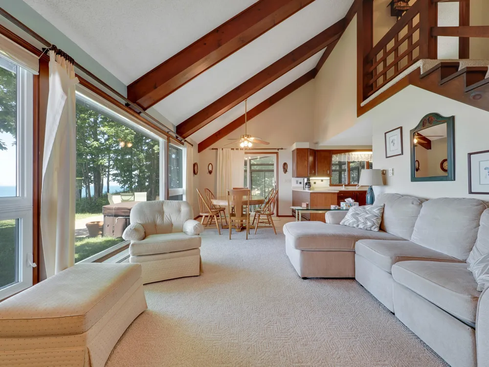 4616 W Fox Farm Road Filer Charter Township, MI 49660