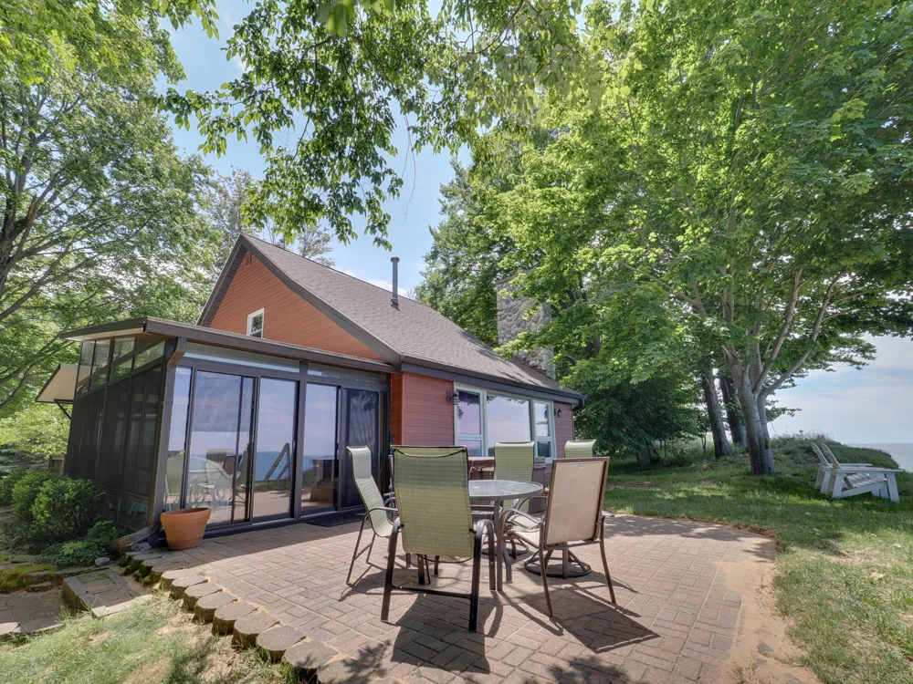 4616 W Fox Farm Road Filer Charter Township, MI 49660