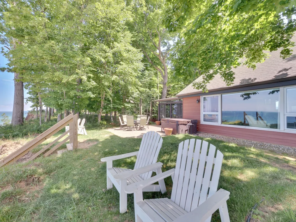 4616 W Fox Farm Road Filer Charter Township, MI 49660