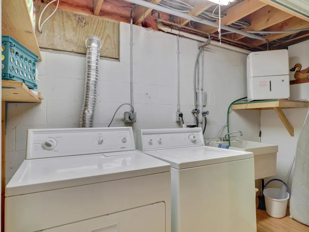 4616 W Fox Farm Road Filer Charter Township, MI 49660