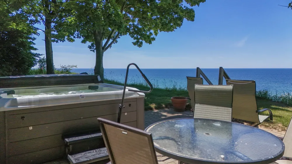4616 W Fox Farm Road Filer Charter Township, MI 49660