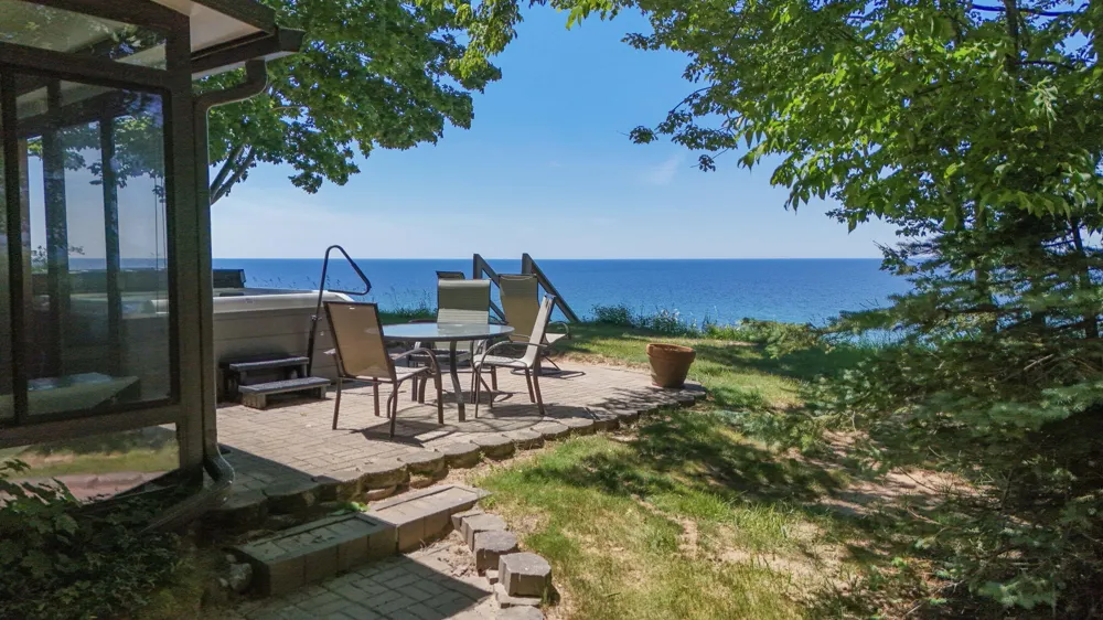 4616 W Fox Farm Road Filer Charter Township, MI 49660