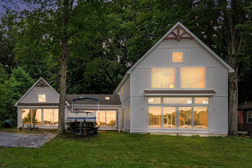 50756 Garrett Road Silver Creek Township, MI 49047